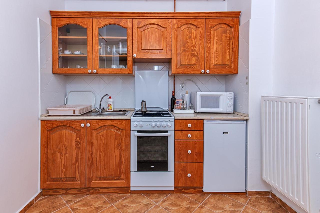 Arany Csillag Apartman Eger Exterior photo