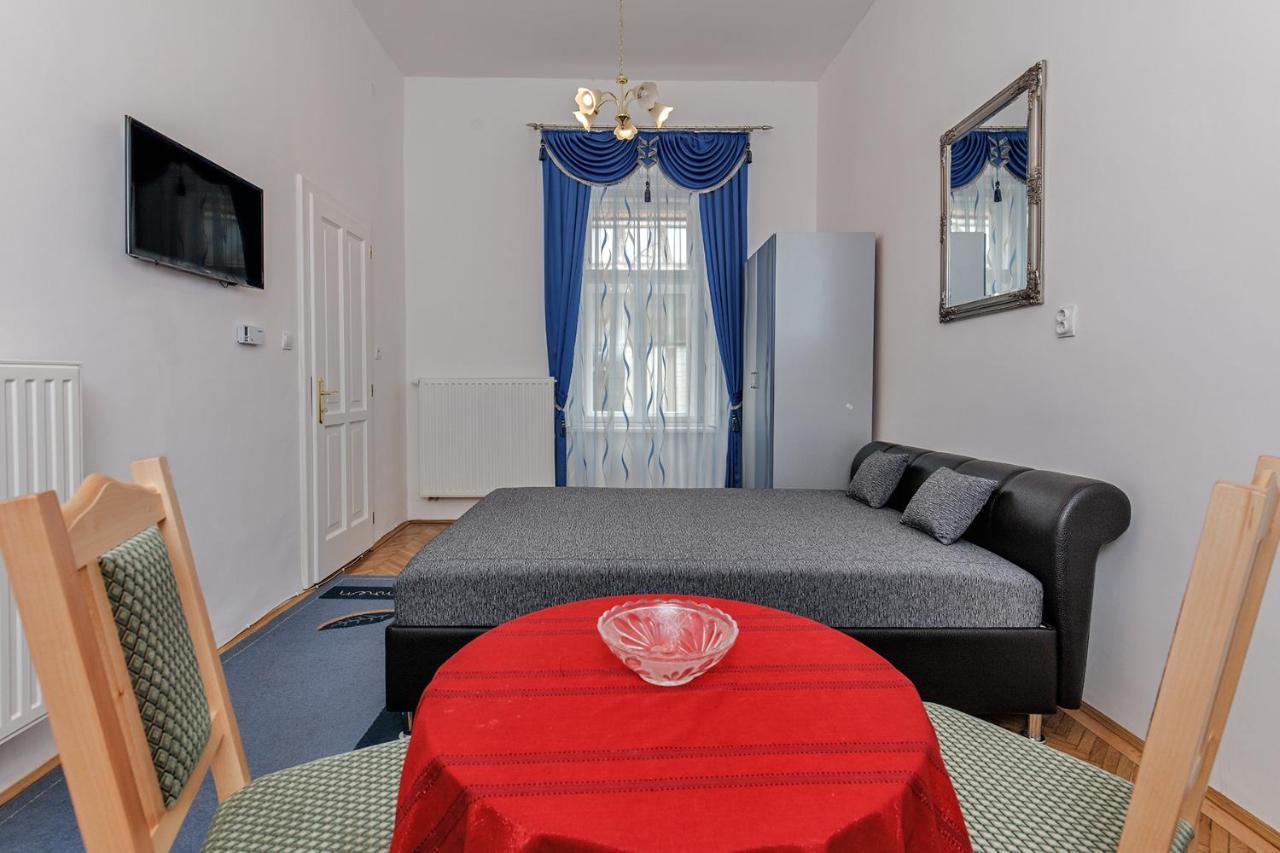 Arany Csillag Apartman Eger Exterior photo