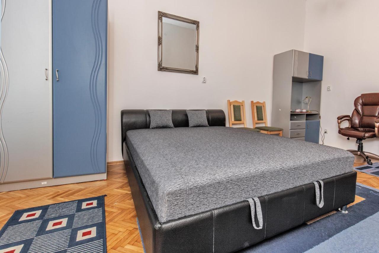 Arany Csillag Apartman Eger Exterior photo